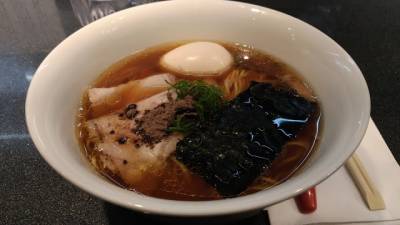 誰說吃【米其林】餐廳一定要花大錢?日幣千元一張也能在【東京】吃到米其林星級【拉麵】哦!