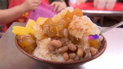 高溫飆33度!70年古早味冰淇淋店人爆滿