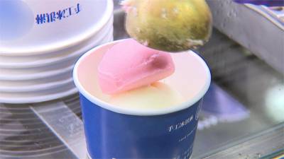 高溫飆33度!70年古早味冰淇淋店人爆滿