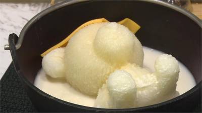 超療癒!可愛小熊湯底「泡湯」 少女心大噴發
