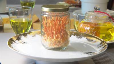 什麼料理都能加!冬蟲夏草香腸 蘿蔔糕口感獨特