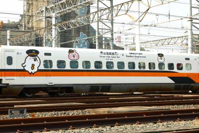 鐵道迷看過來!非搭不可的彩繪列車與全新捷運線周邊景點看這