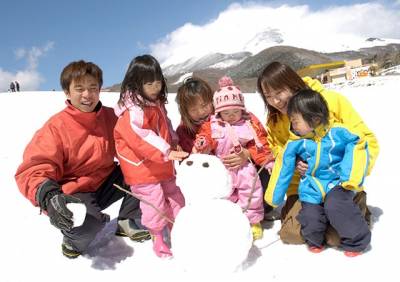 【趣吧】日本富士山滑雪場這樣玩!日本滑雪場玩法懶人包