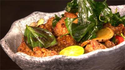台菜結合韓式炸雞手法「三杯雞」吃來口感更酥脆