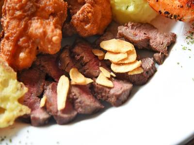 文青最愛!「hoyo cafe」隱身台中西區的藝文早午餐店