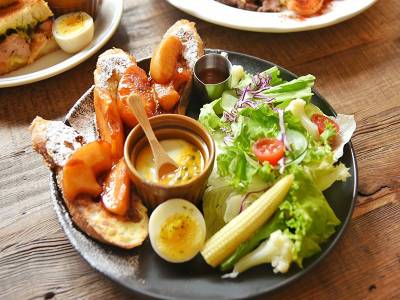 文青最愛!「hoyo cafe」隱身台中西區的藝文早午餐店