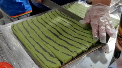影/製作西瓜地瓜球好吸睛!全球百萬人搶看療癒畫面