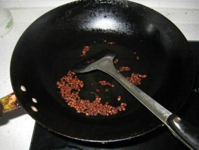 這樣腌的黃瓜可好吃了,給肉都不換!