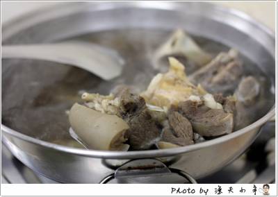 〔台北〕大肥羴 ─ 燒烤 + 涮羊肉 當歸羊肉吃到飽