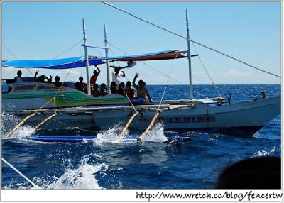 〔菲律賓〕長灘島之旅 - Day2:PATIO PACIFIC BORACAY 早餐 → 海上巡禮 → 趣味海釣 → 浮潛 → 帕卡海灣海島海鮮燒烤 BAR.B.Q