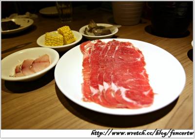 〔台北〕亨記麻辣鍋物(頂好店) - 令人魂牽夢縈的胭脂蝦吃到飽!