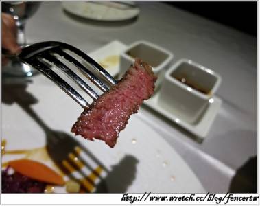 〔台北〕VOLKS沃克牛排 台北敦南店 - 夢幻和牛,滋味雋永~