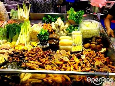 賓士姊違停也要吃! 大台北人氣滷味