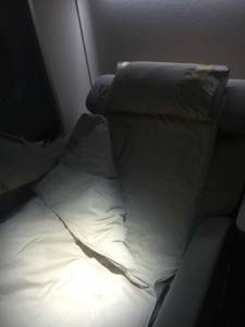 韓亞航空頭等艙~貼心的全程服務 睡飽飽 吃好好~仙女姆哥保証！！