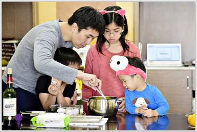 假日親子廚房上桌：與孩子們一起完成「親子鬆餅」好好玩！