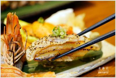 【桃園美食】本壽司握壽司專門店‧隱身住宅區的私藏好店 台灣漁獲搭配日本海鮮，創意握壽司料理精彩又美味