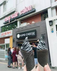 今夏韓國爆紅的「黑色冰淇淋」你吃過了嗎？絕對猜不到它的味道竟然是…