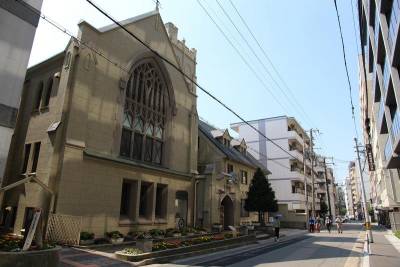 這間神戶老教堂 藏著好美的咖啡館