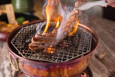 【牛肉新浪潮】肉脂與直火的戰舞 澳洲和牛燒烤噴香