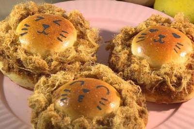 鬆鬆獅 彩色吐司 繽紛麵包在地食材入餡