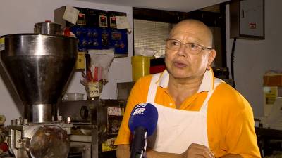 一甲子咖哩餃 外酥內軟咖哩飄香